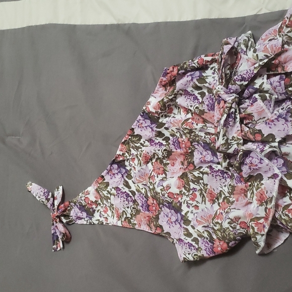 Floral Dress - Picture 5 of 9